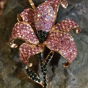 Betsy Johnson Flower Bundle
